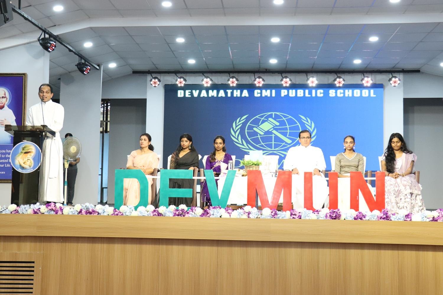 MUN
